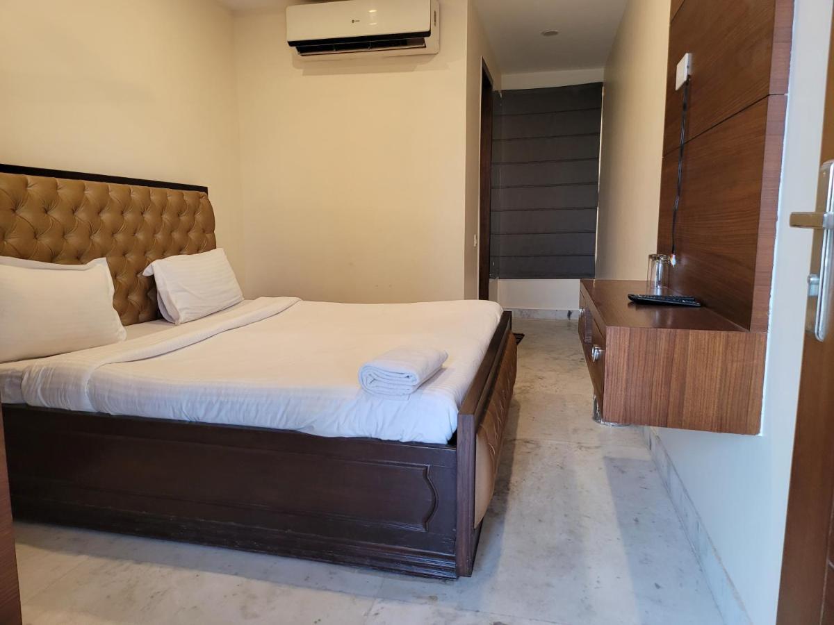 Hotel Jmd Residency Nueva Delhi Exterior foto