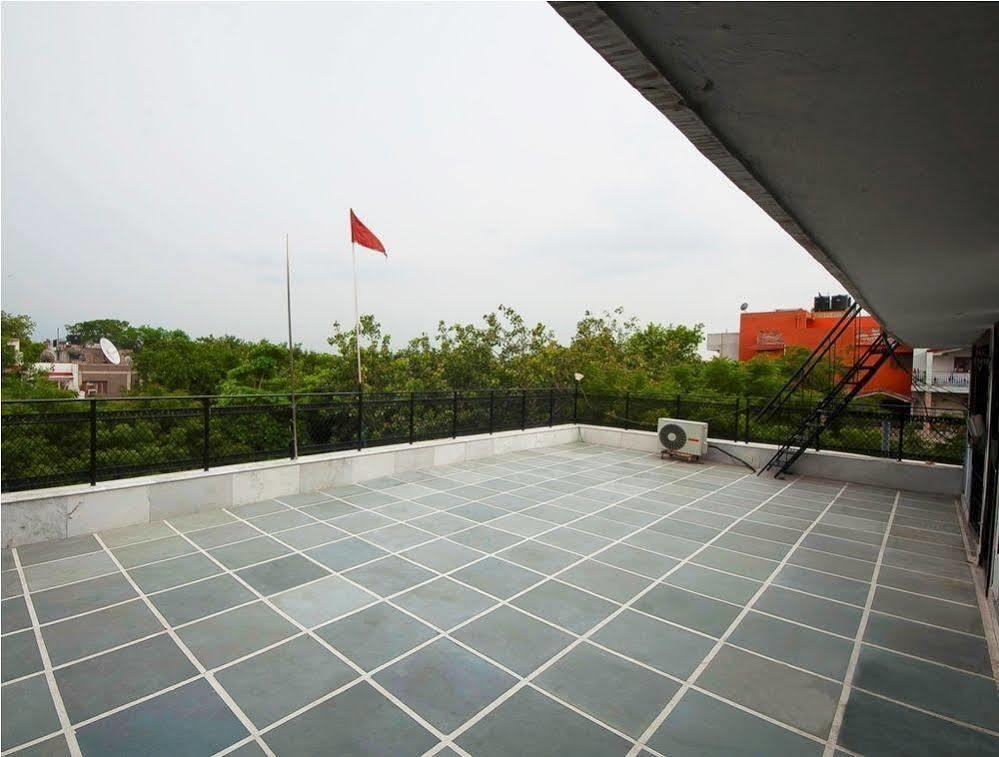 Hotel Jmd Residency Nueva Delhi Exterior foto